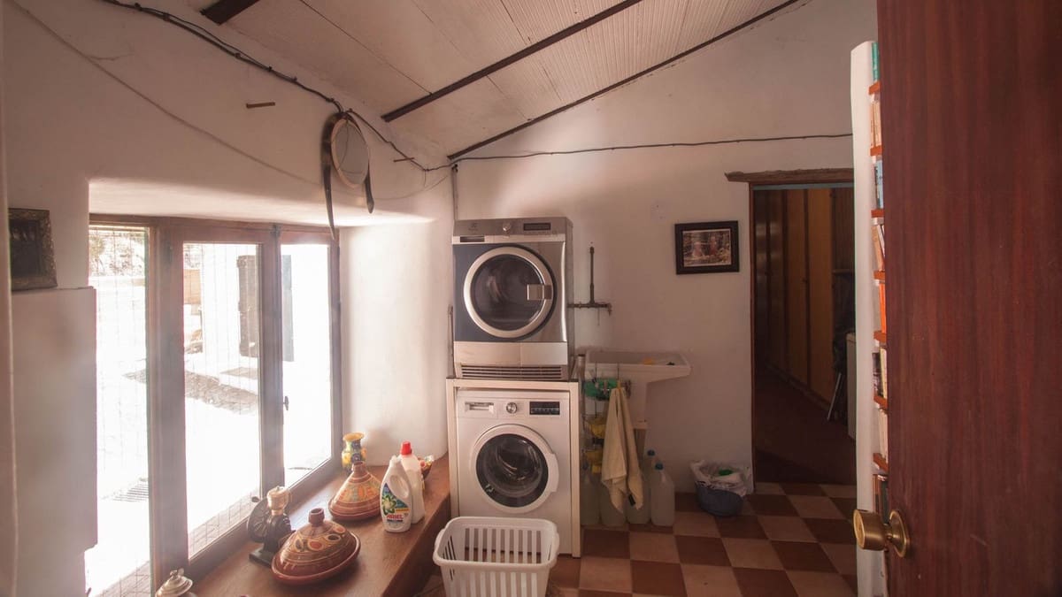 6 makuuhuone Huvila myytävänä paikassa Gaucin - 850 000 € (Ref: 9099720)