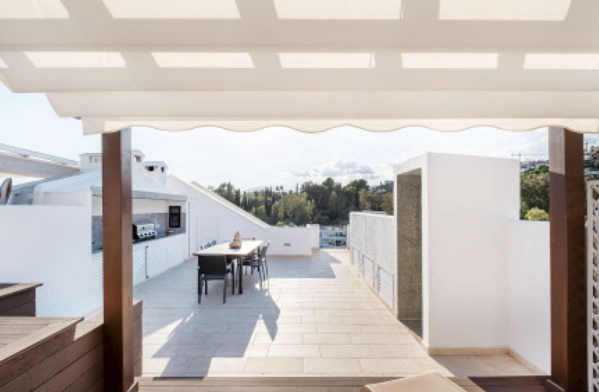 3 bedroom Apartment for sale in La Quinta - € 639,000 (Ref: 9099725)