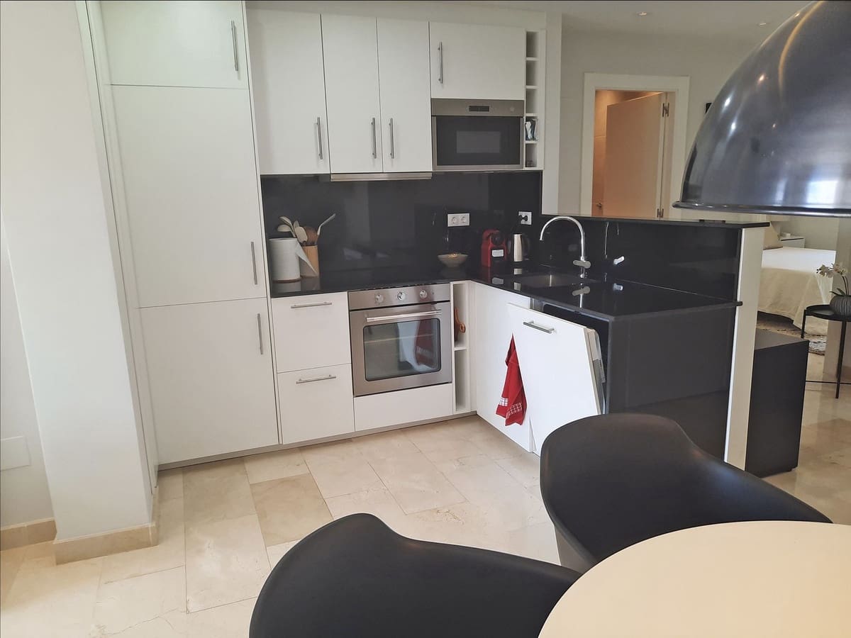 3 bedroom Apartment for sale in La Quinta - € 639,000 (Ref: 9099725)