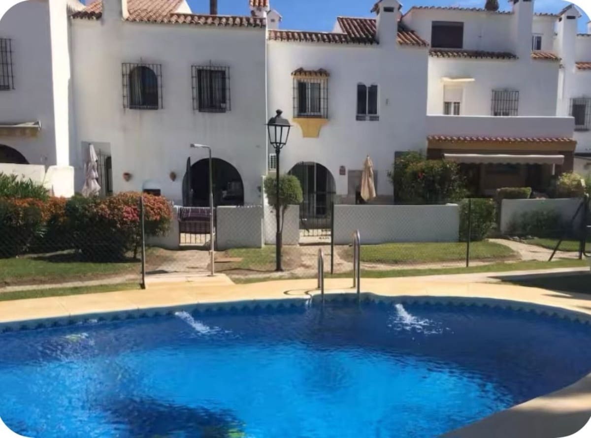 4 sypialnia Dom na sprzedaż w Manilva - 599 000 € (Ref: 9101751)