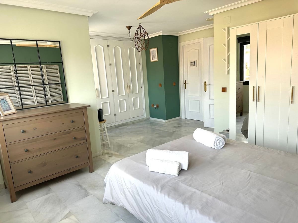 4 bedroom Townhouse for sale in Manilva - € 599,000 (Ref: 9101751)