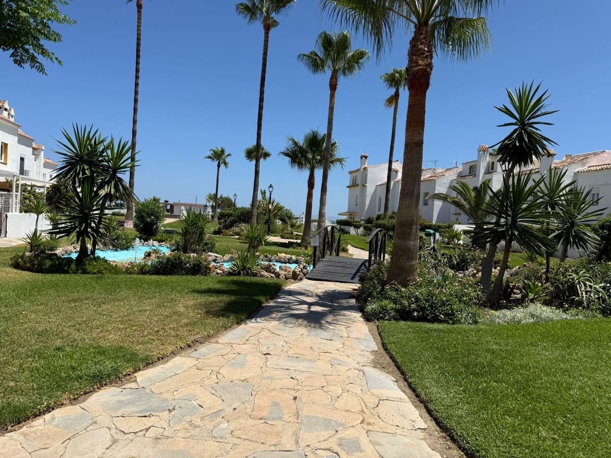 4 bedroom Townhouse for sale in Manilva - € 599,000 (Ref: 9101751)