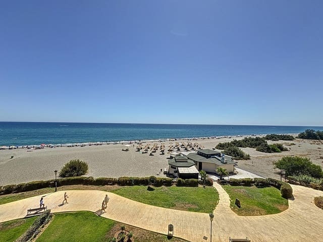 Apartamento de 4 habitaciones en Manilva en venta - 1.690.000 € (Ref: 9103919)