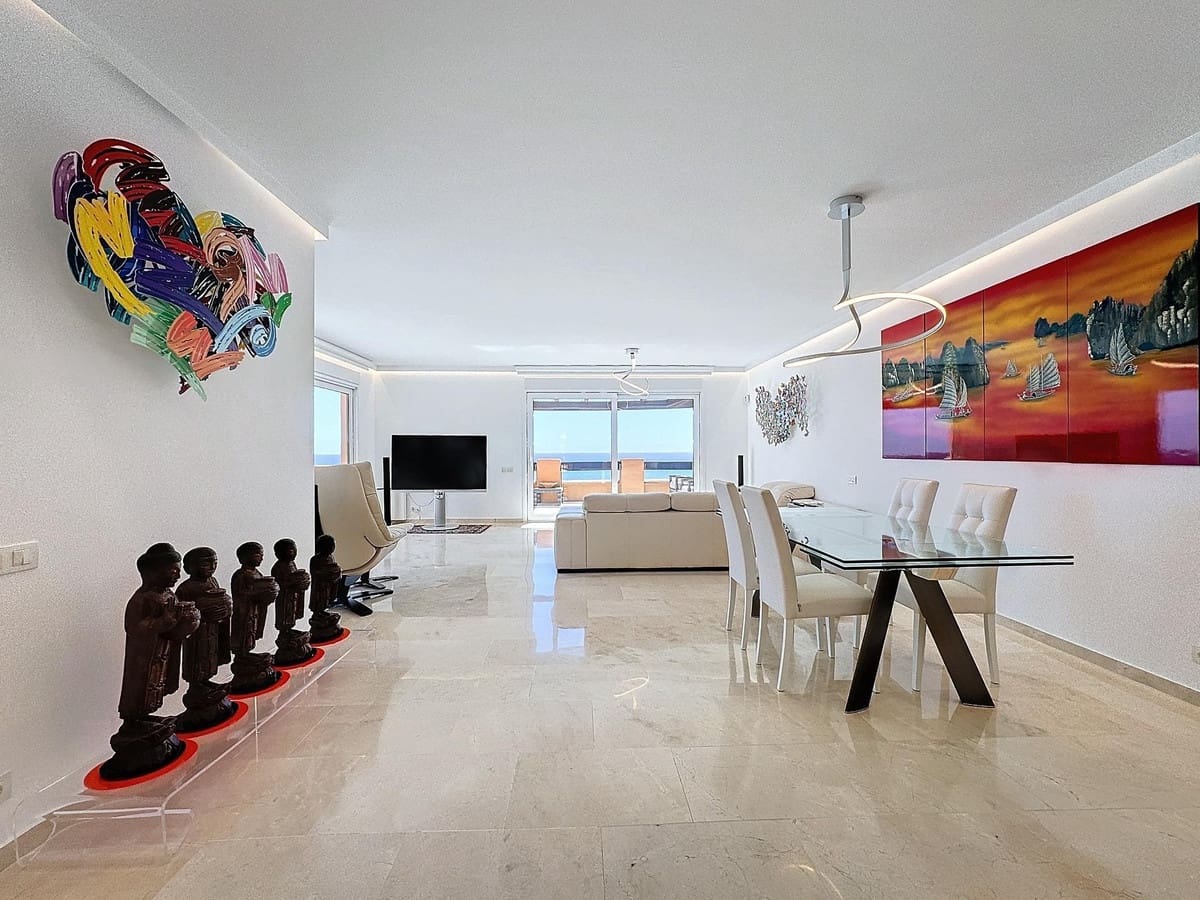 Apartamento de 4 habitaciones en Manilva en venta - 1.690.000 € (Ref: 9103919)