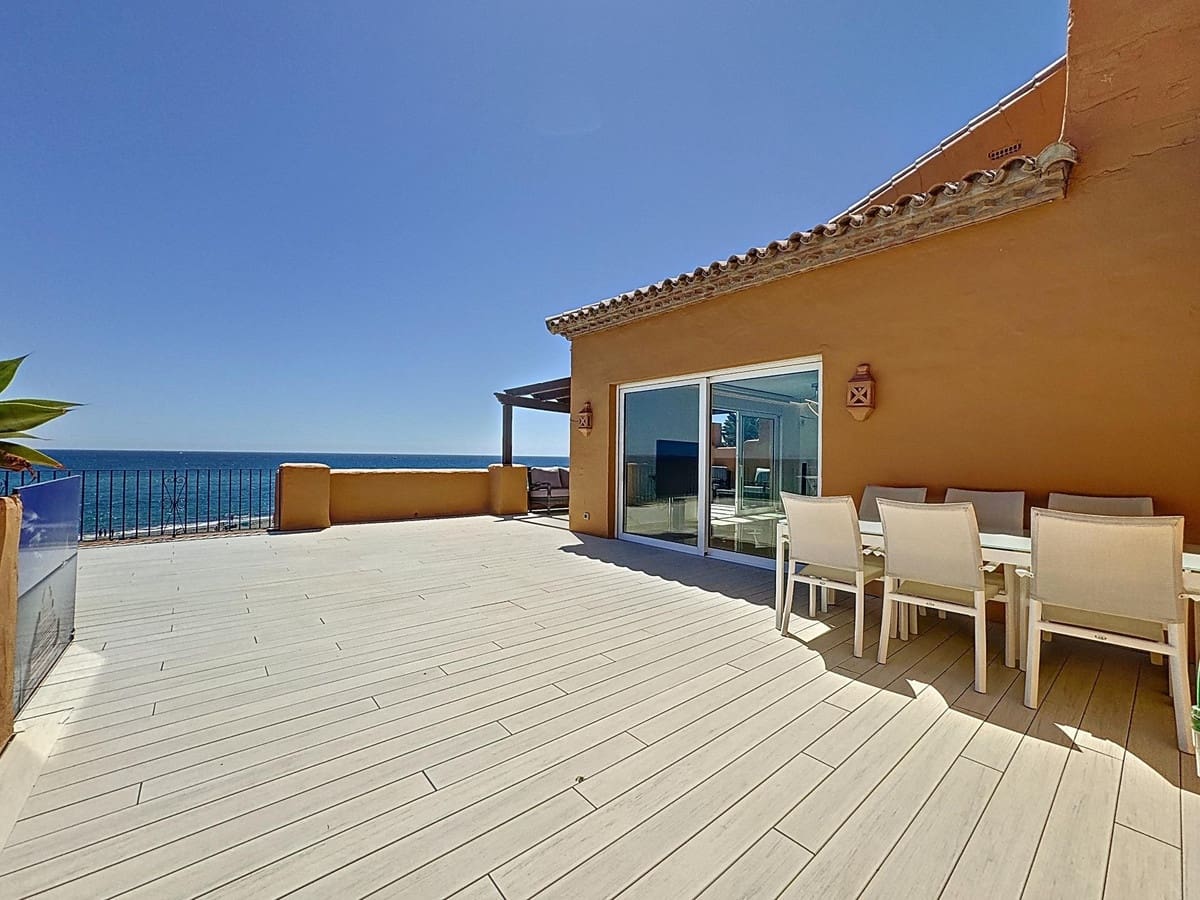 Apartamento de 4 habitaciones en Manilva en venta - 1.690.000 € (Ref: 9103919)