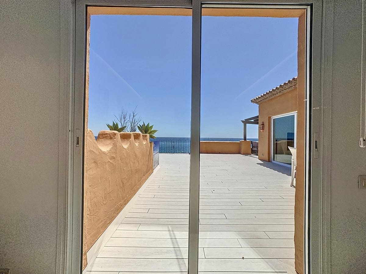 Apartamento de 4 habitaciones en Manilva en venta - 1.690.000 € (Ref: 9103919)