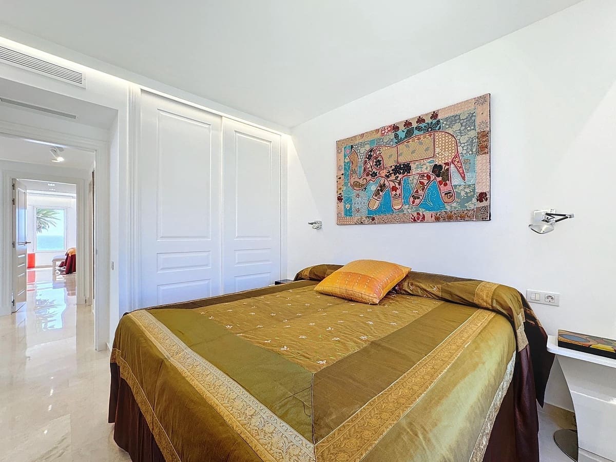 Apartamento de 4 habitaciones en Manilva en venta - 1.690.000 € (Ref: 9103919)