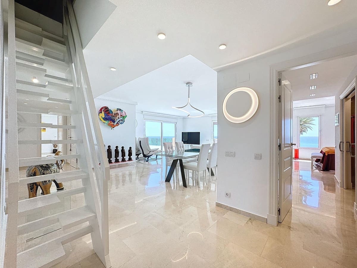 Apartamento de 4 habitaciones en Manilva en venta - 1.690.000 € (Ref: 9103919)