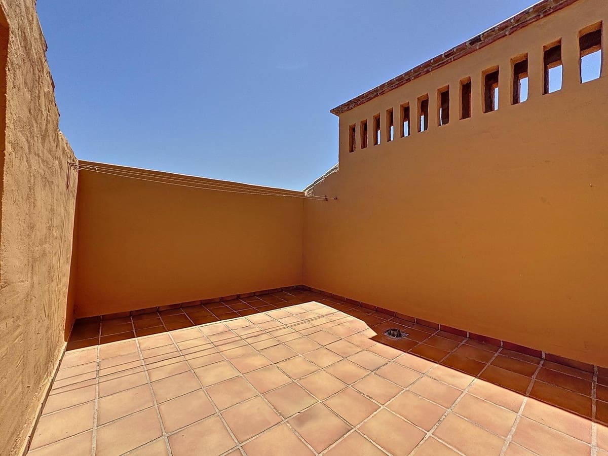 Apartamento de 4 habitaciones en Manilva en venta - 1.690.000 € (Ref: 9103919)