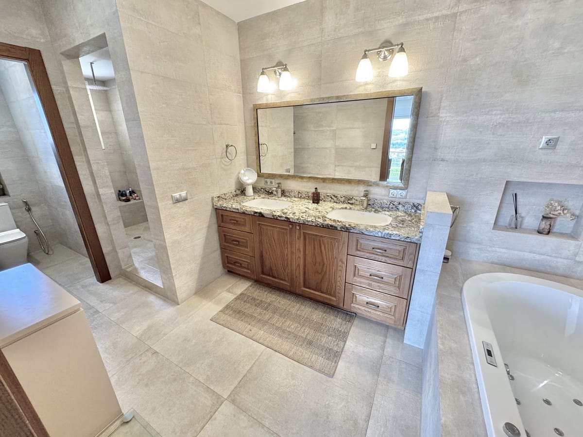 8 soverom Villa til salgs i Mijas Golf - € 1 975 000 (Ref: 9108054)