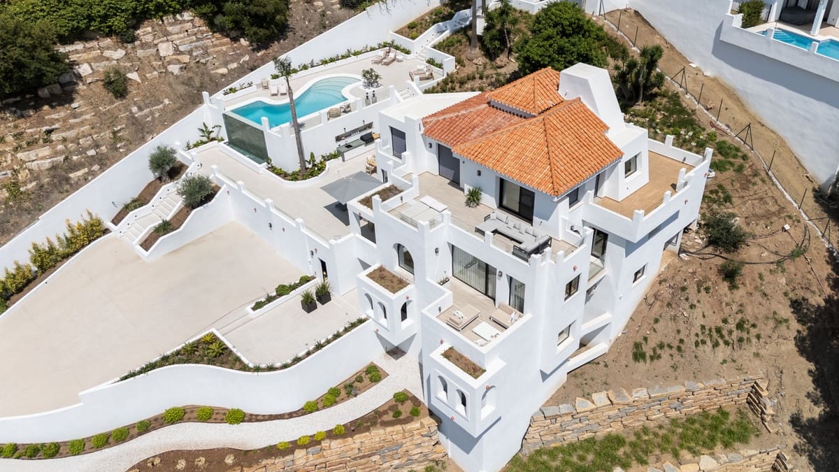 5 camera da letto Villa in vendita in Nueva Andalucia - 4.950.000 € (Rif: 9108234)