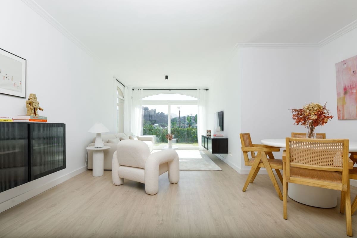 3 bedroom Apartment for sale in La Quinta - € 590,000 (Ref: 9108235)