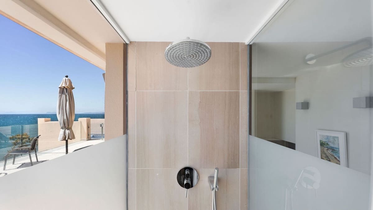 6 bedroom Apartment for sale in Estepona - € 3,850,000 (Ref: 9130427)