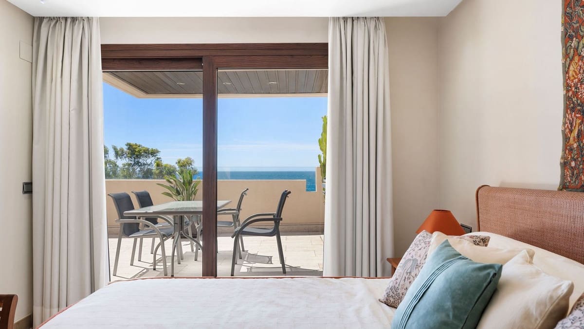 6 slaapkamer Appartement te koop in Estepona - € 3.450.000 (Ref: 9130427)