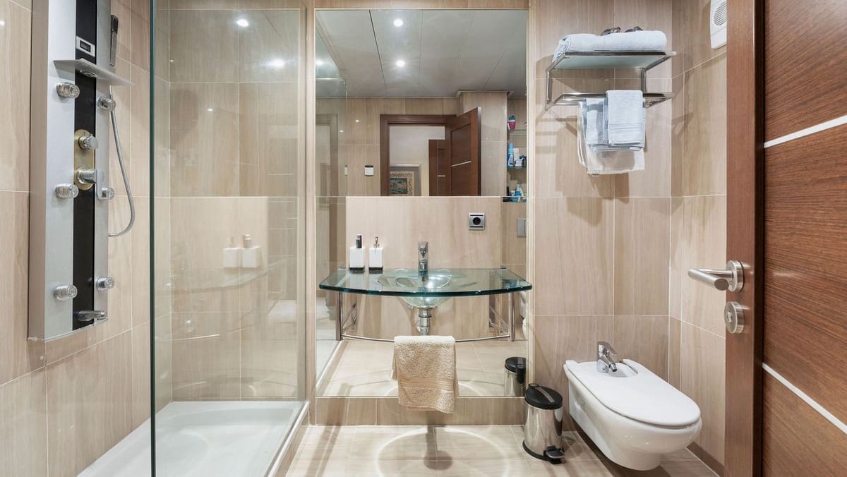 6 slaapkamer Appartement te koop in Estepona - € 3.450.000 (Ref: 9130427)