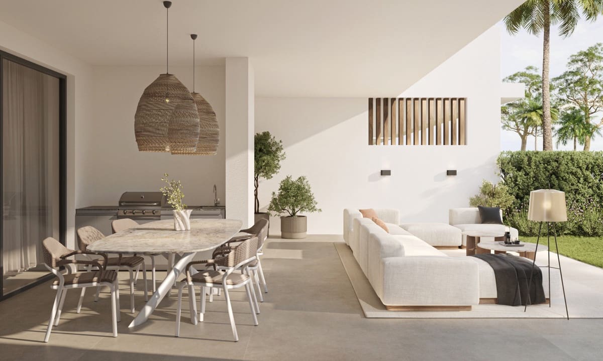 2 bedroom Apartment for sale in New Golden Mile - € 800,000 (Ref: 9130442)