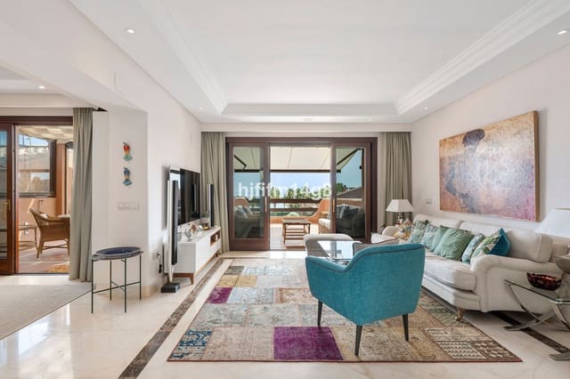 Apartamento de 3 habitaciones en Estepona en venta - 1.595.000 € (Ref: 9130501)