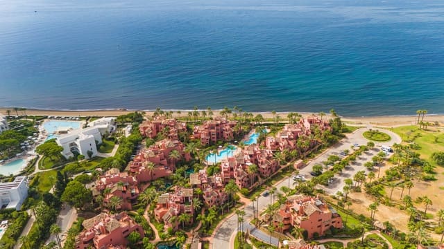 3 quarto Apartamento para venda em Estepona - 1 800 000 € (Ref: 9130503)