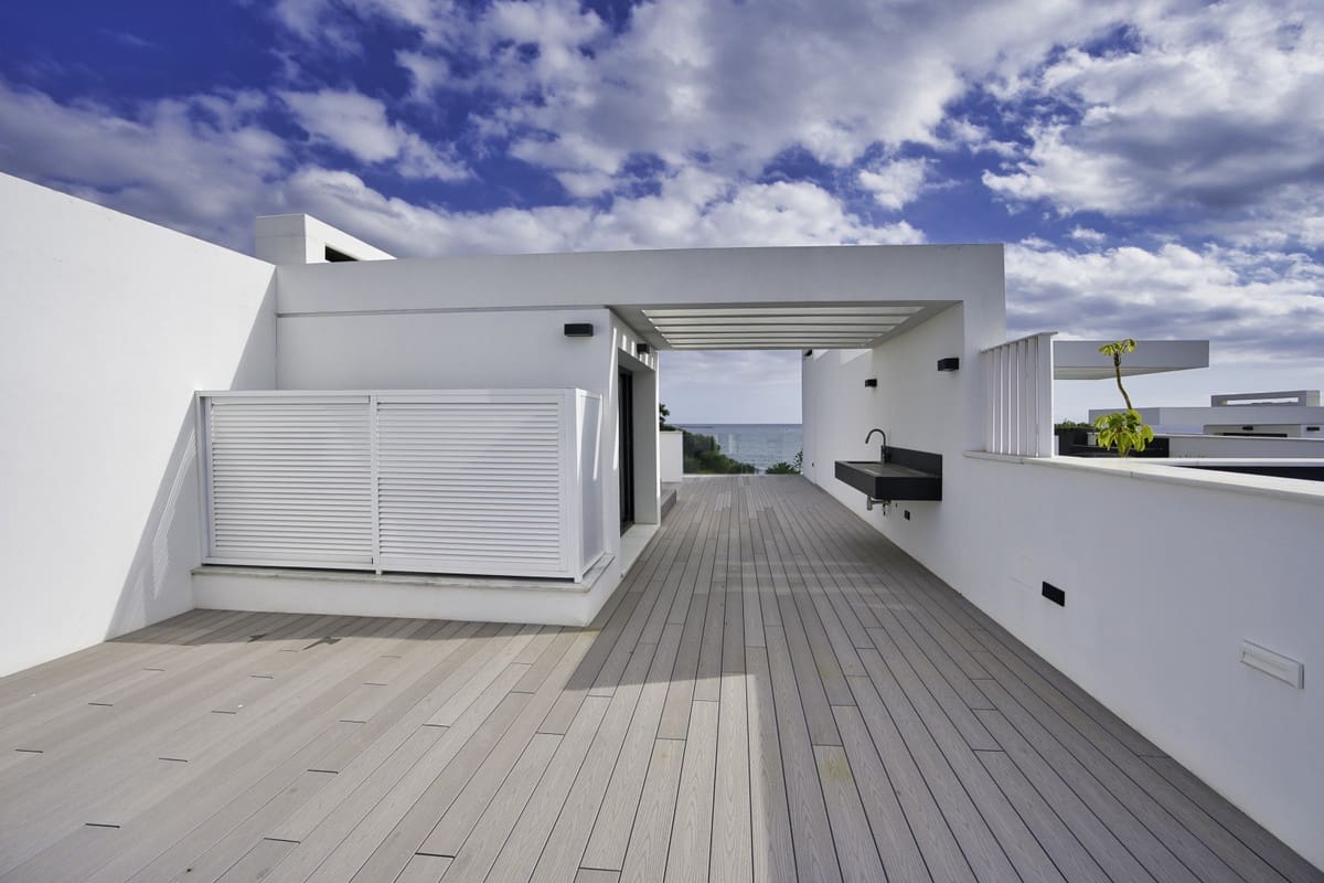 4 soveværelse Byhus til salg i Estepona med garage - € 2.150.000 (Ref: 9130505)