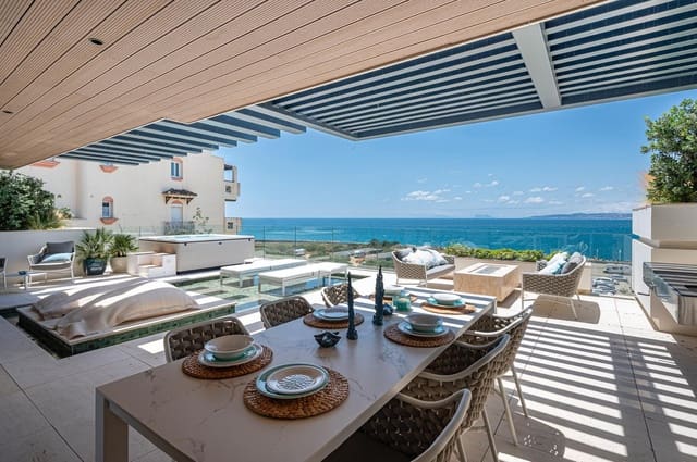 2 quarto Apartamento para venda em Estepona - 2 395 000 € (Ref: 9130507)