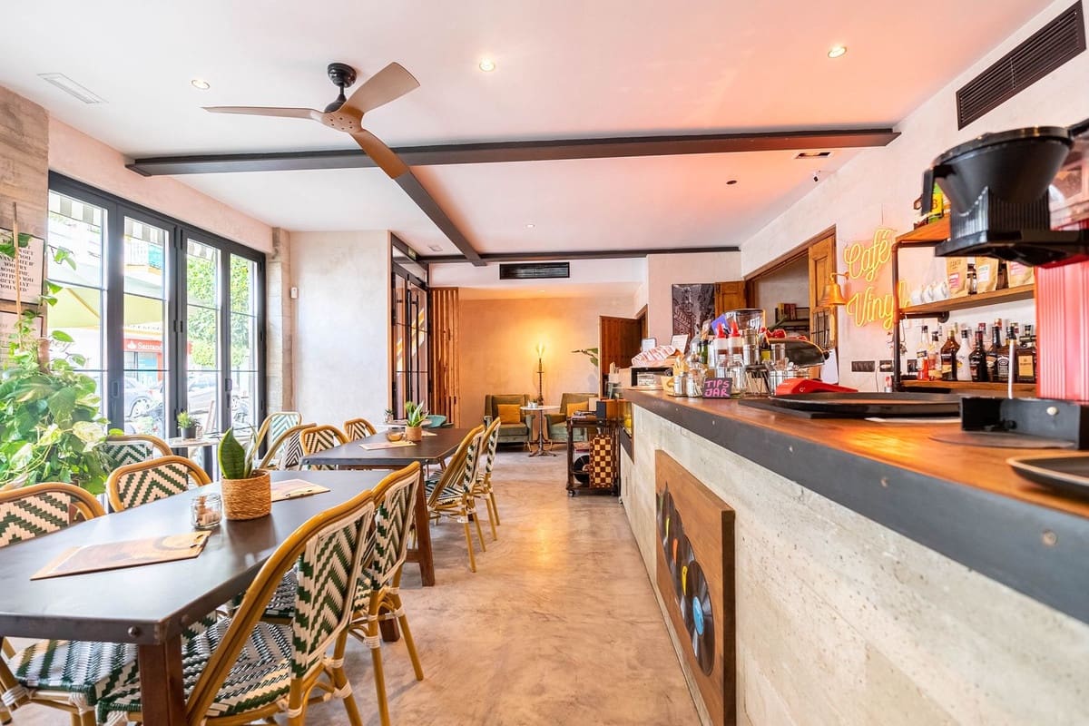 Comercial para venda em Benahavis - 1 390 000 € (Ref: 9131387)