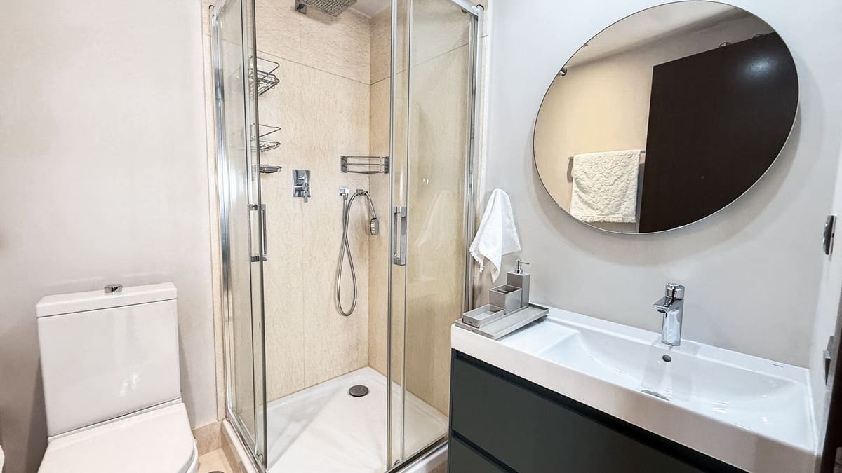 3 bedroom Apartment for sale in Benahavis - € 790,000 (Ref: 9131389)