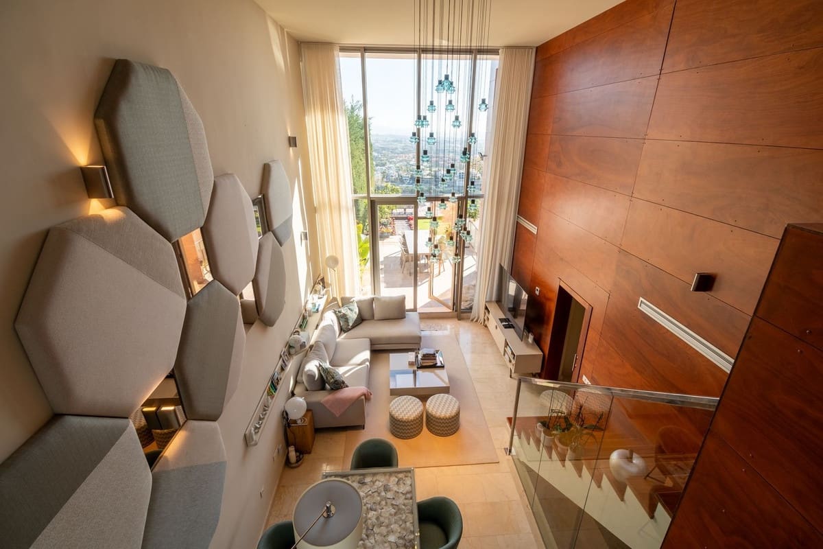 4 quarto Casa em Banda para venda em Benahavis com garagem - 850 000 € (Ref: 9131390)