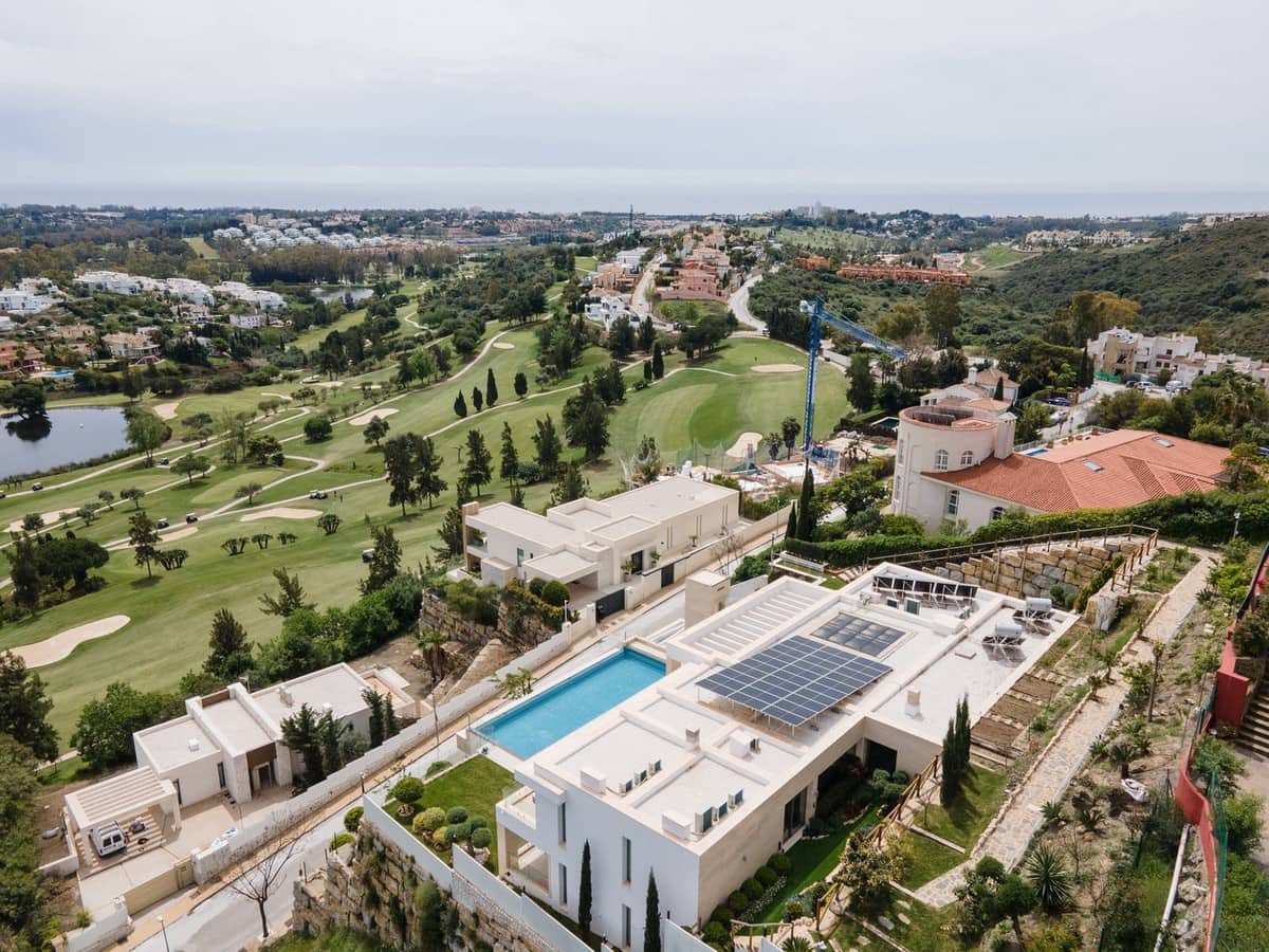 5 quarto Moradia para venda em Benahavis com garagem - 9 000 000 € (Ref: 9131391)