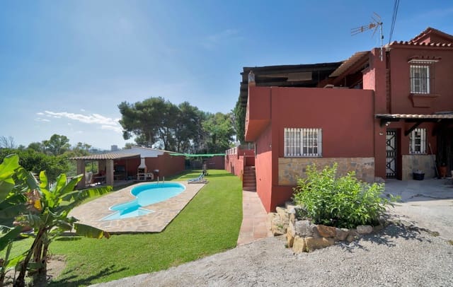 7 bedroom Villa for sale in Marbella - € 3,250,000 (Ref: 9131396)