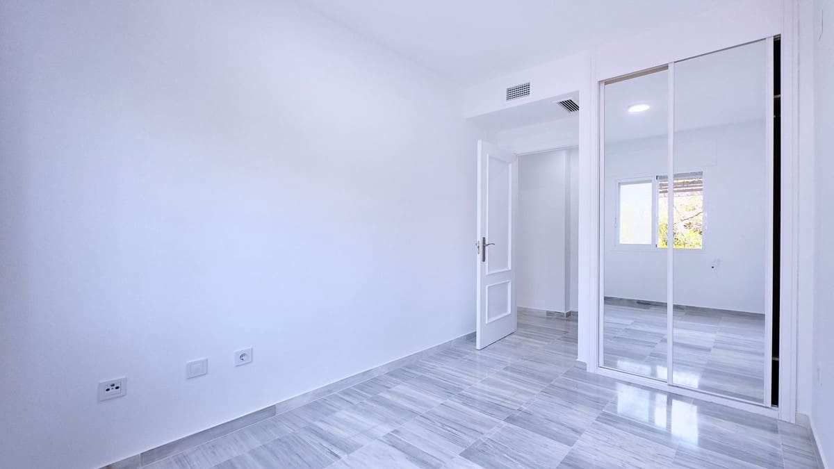 Apartamento de 4 habitaciones en Marbella en venta - 995.000 € (Ref: 9131398)