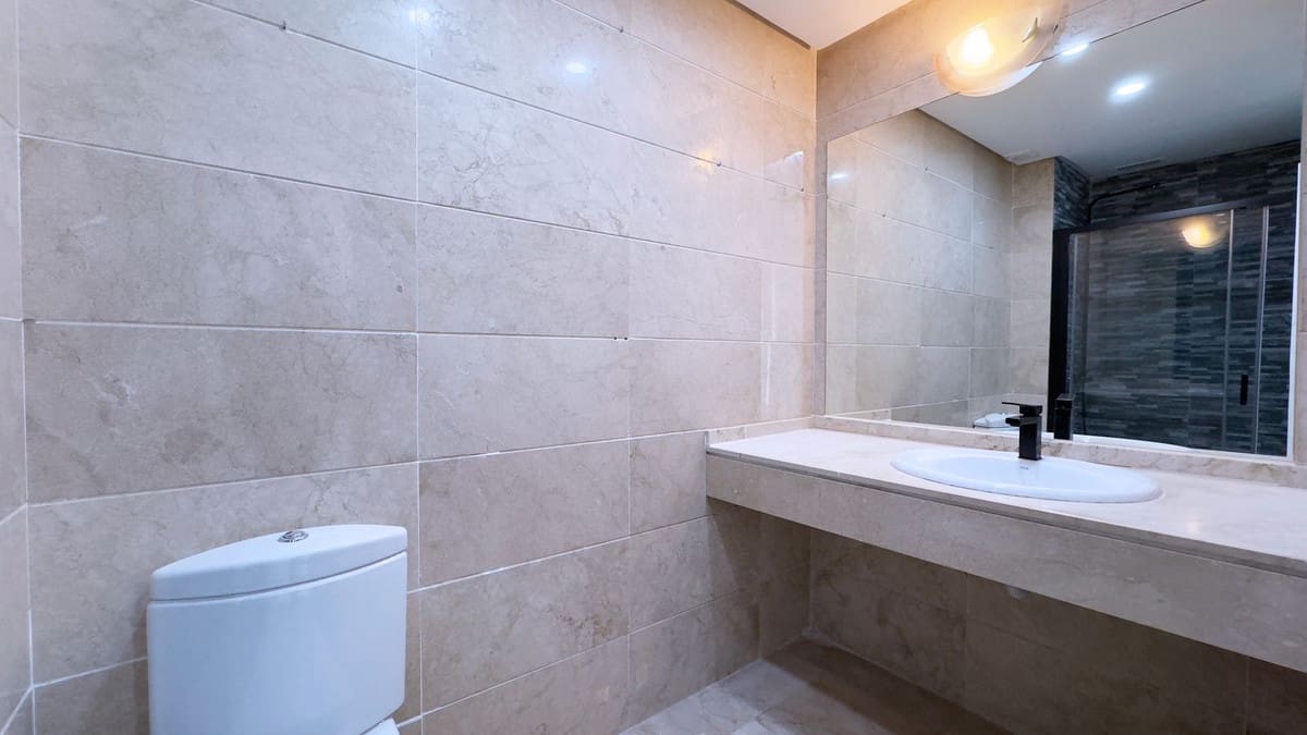 Apartamento de 4 habitaciones en Marbella en venta - 995.000 € (Ref: 9131398)