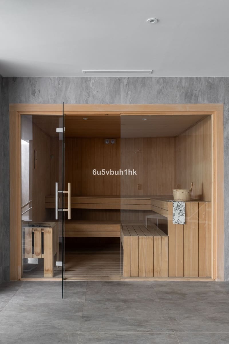 2 slaapkamer Appartement te koop in Marbella met garage - € 1.060.000 (Ref: 9131401)