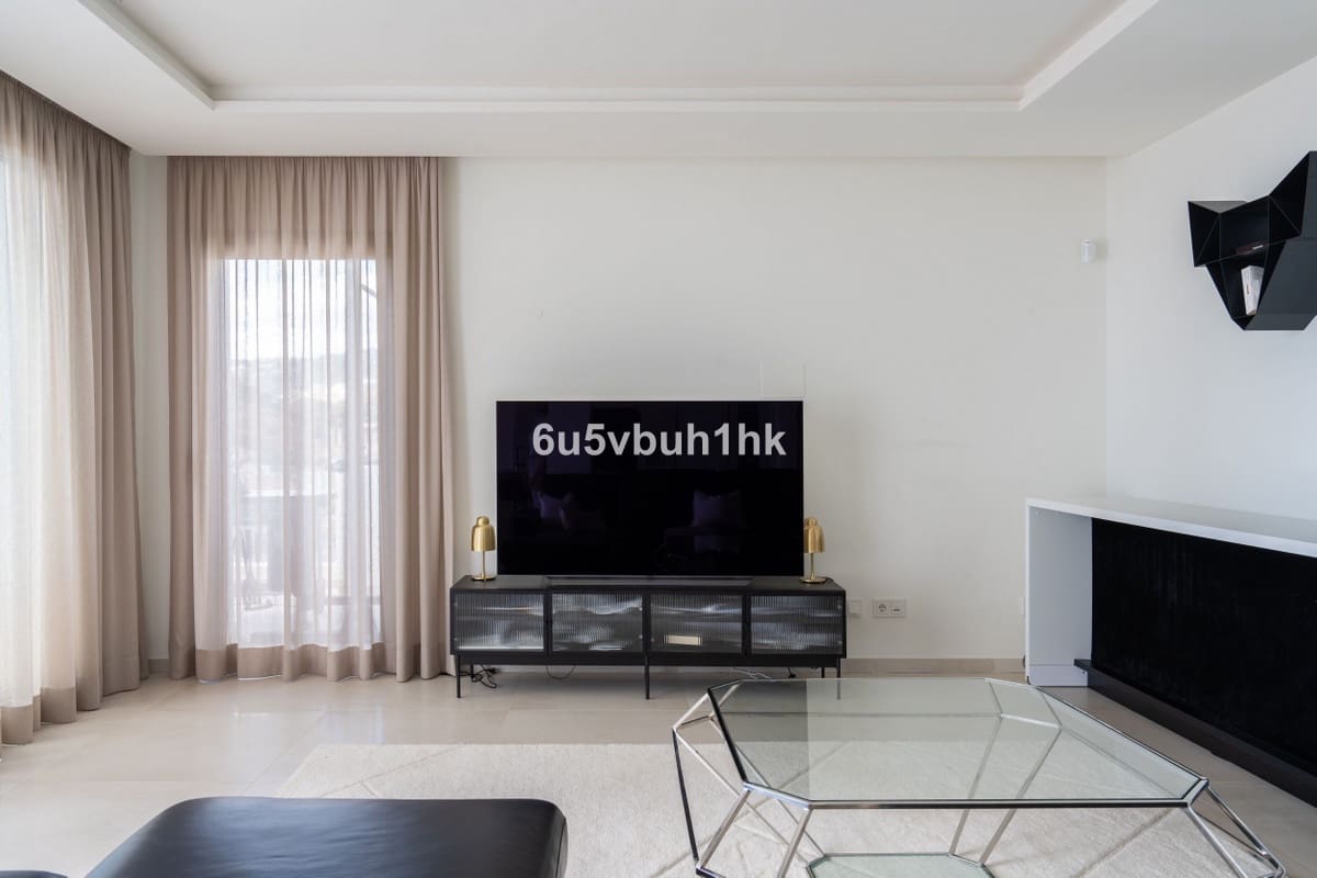 2 bedroom Apartment for sale in Marbella with garage - € 1,060,000 (Ref: 9131401)