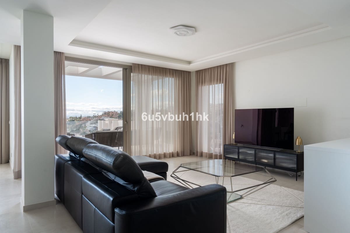 2 bedroom Apartment for sale in Marbella with garage - € 1,060,000 (Ref: 9131401)