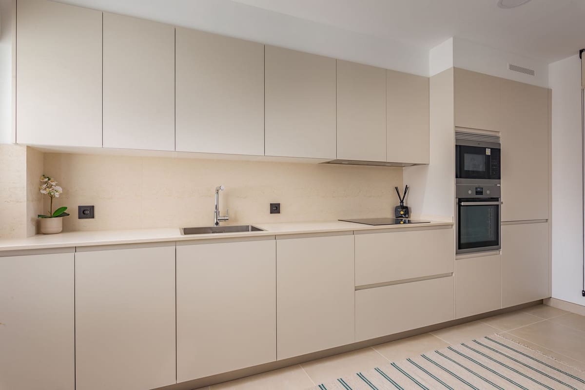 2 bedroom Apartment for sale in Bahia de Casares with garage - € 549,000 (Ref: 9131408)