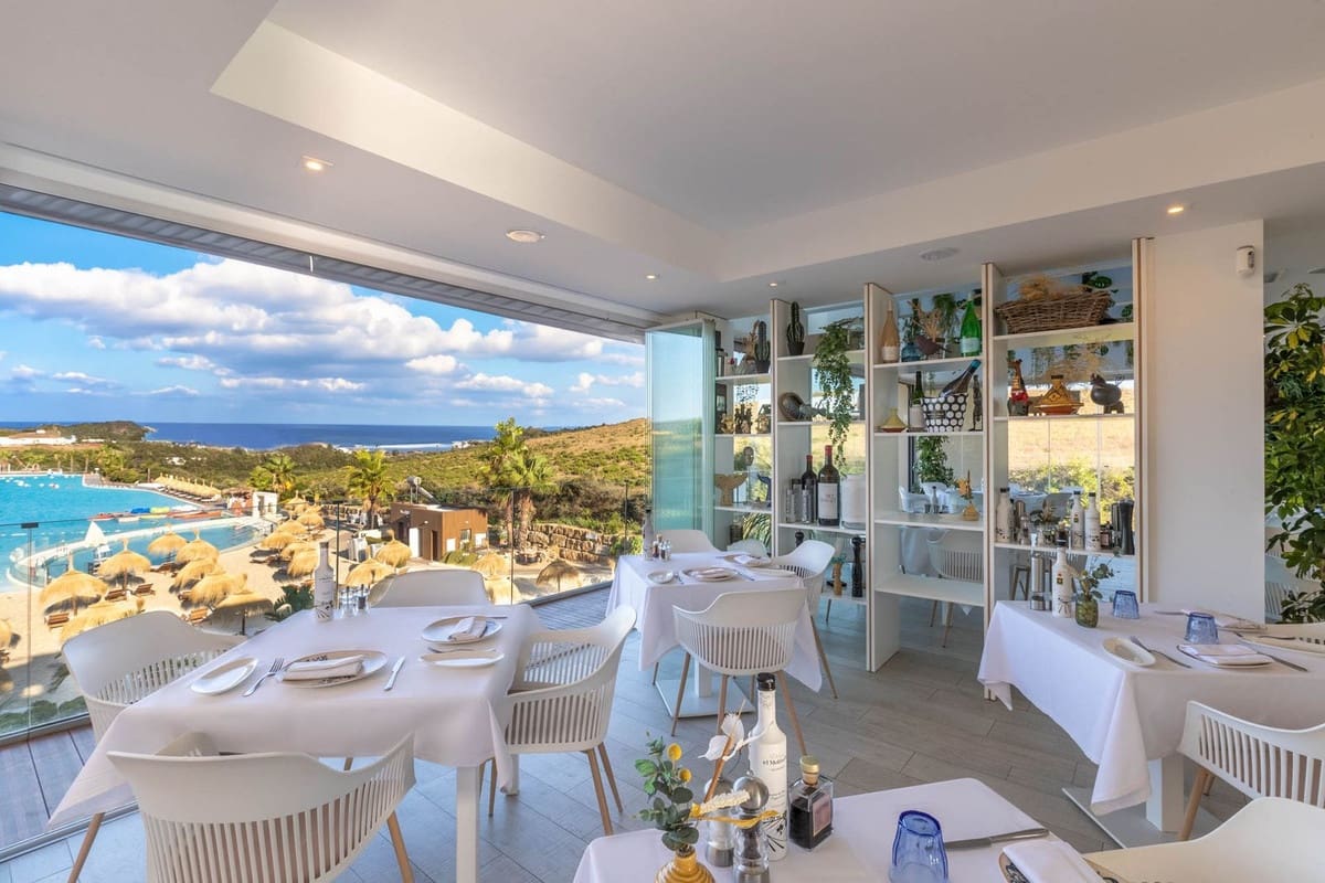 3 bedroom Apartment for sale in Casares - € 610,000 (Ref: 9131409)