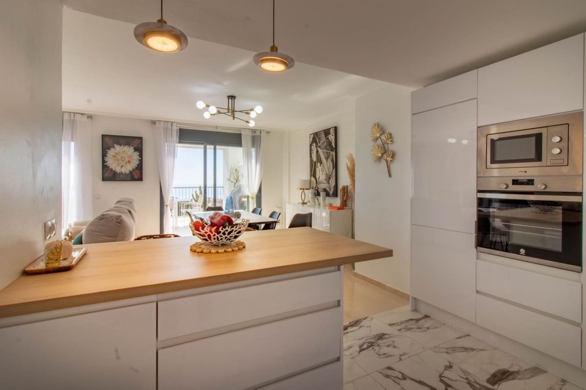 3 bedroom Apartment for sale in Casares - € 657,112 (Ref: 9131411)