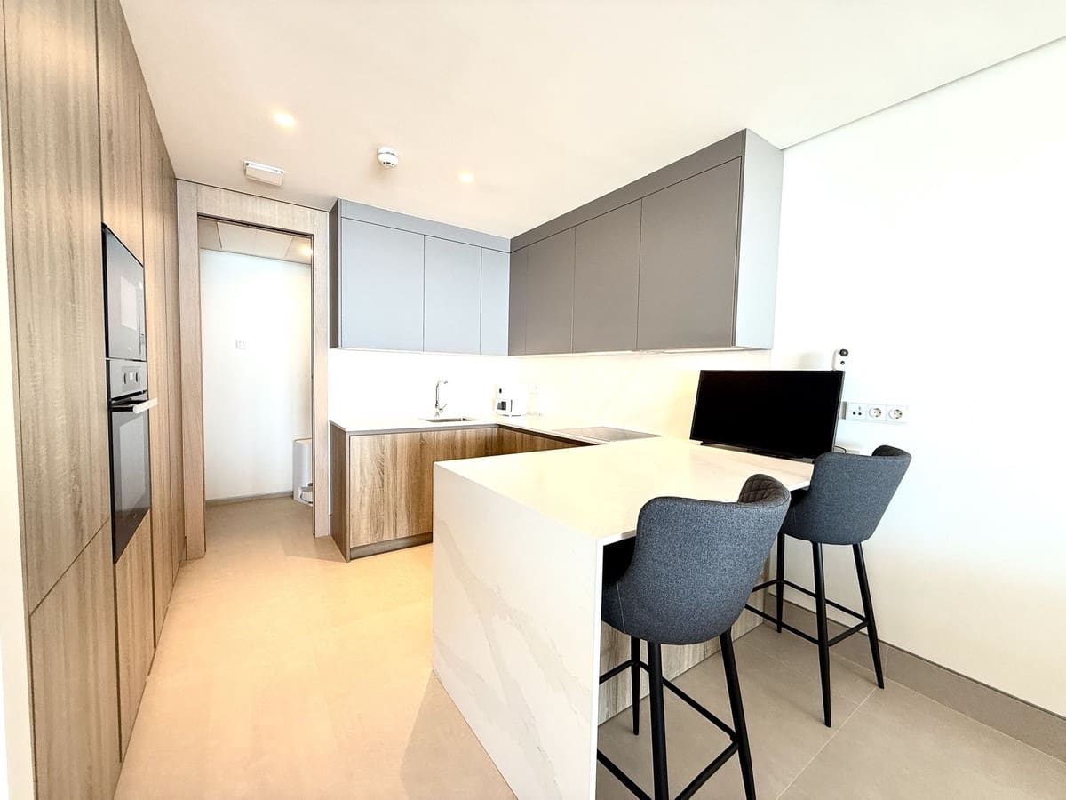 3 soveværelse Lejlighed til salg i Malaga by med garage - € 1.850.000 (Ref: 9131717)