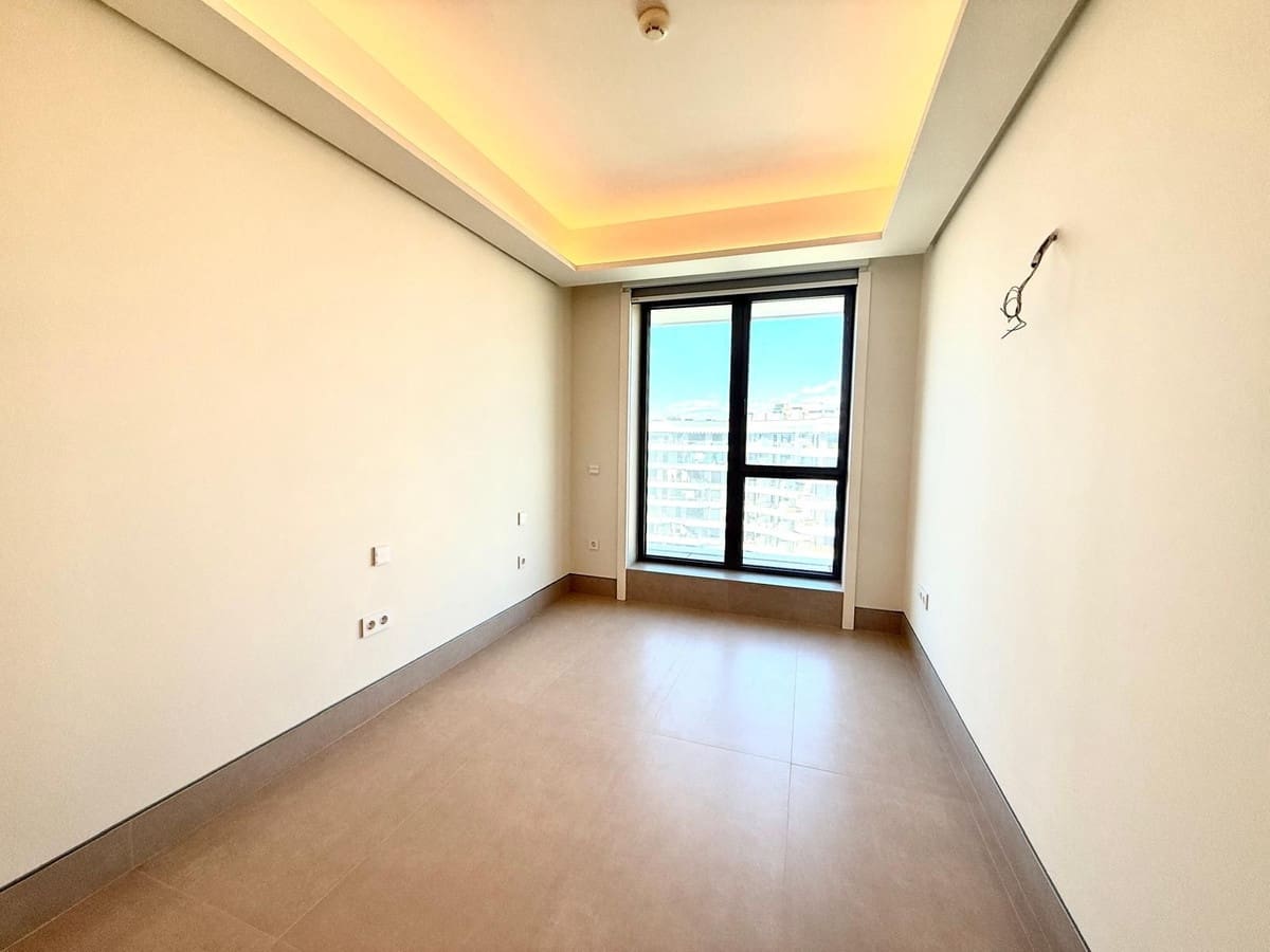 3 soveværelse Lejlighed til salg i Malaga by med garage - € 1.850.000 (Ref: 9131717)