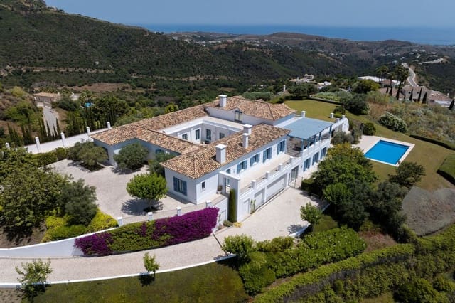 5 bedroom Villa for sale in Benahavís - € 4,750,000 (Ref: 9131726)