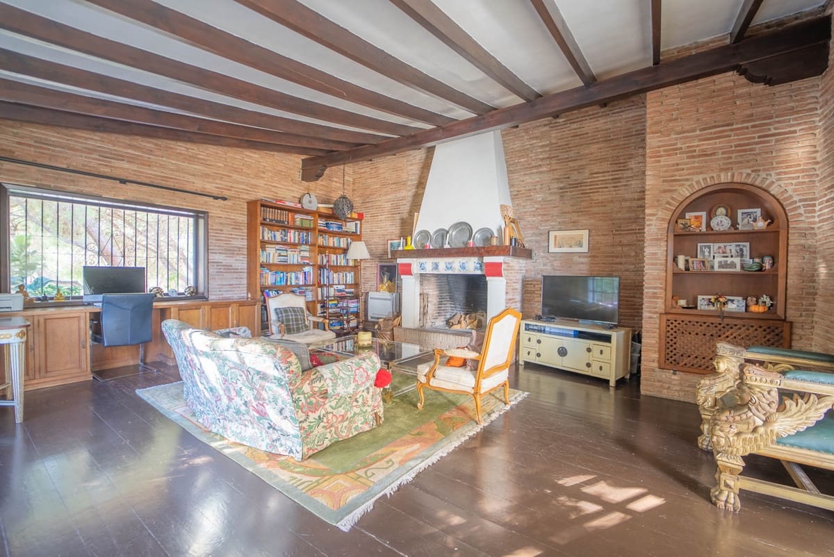 9 sypialnia Willa na sprzedaż w Benalmadena - 4 995 000 € (Ref: 9131940)