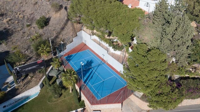 9 sypialnia Willa na sprzedaż w Benalmádena - 4 995 000 € (Ref: 9131940)