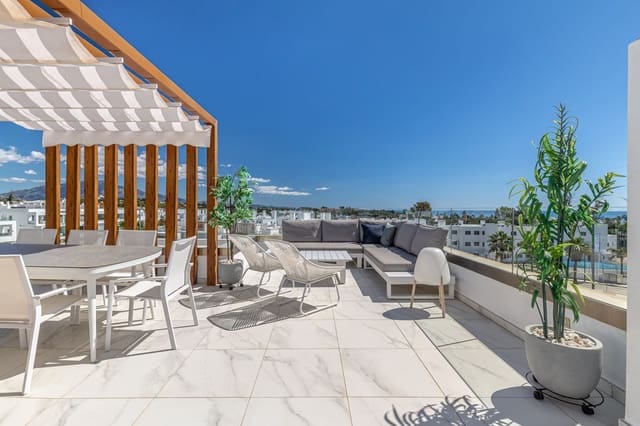 Apartamento de 2 habitaciones en Cancelada, Estepona en venta con garaje - 675.000 € (Ref: 9144521)