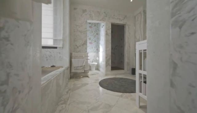 8 slaapkamer Villa te koop in Guadalmina Baja, Marbella met garage - € 7.500.000 (Ref: 9144523)