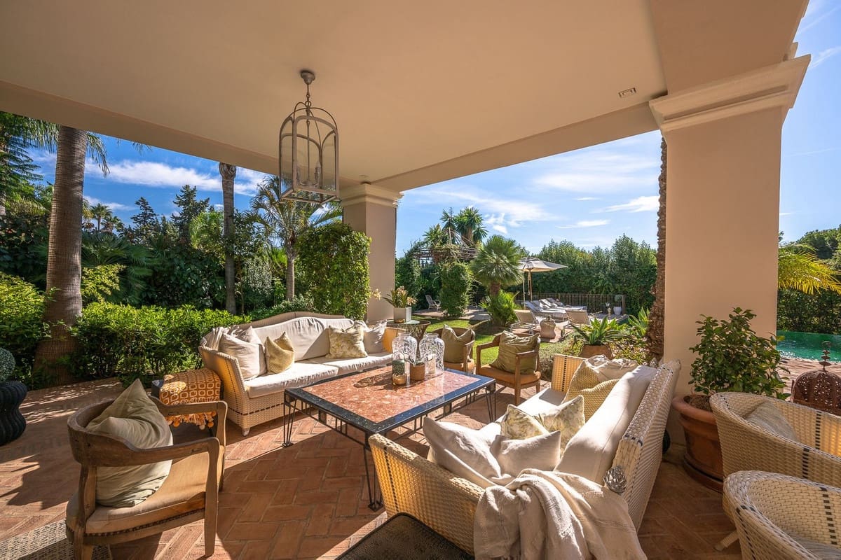 8 chambre Villa/Maison à vendre à Guadalmina avec garage - 7 500 000 € (Ref: 9144524)