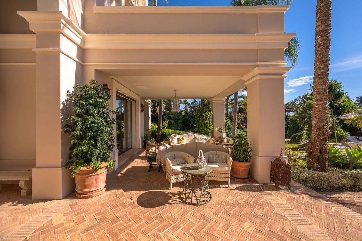 8 chambre Villa/Maison à vendre à Guadalmina avec garage - 7 500 000 € (Ref: 9144524)