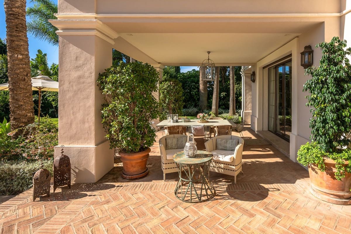 8 chambre Villa/Maison à vendre à Guadalmina avec garage - 7 500 000 € (Ref: 9144524)