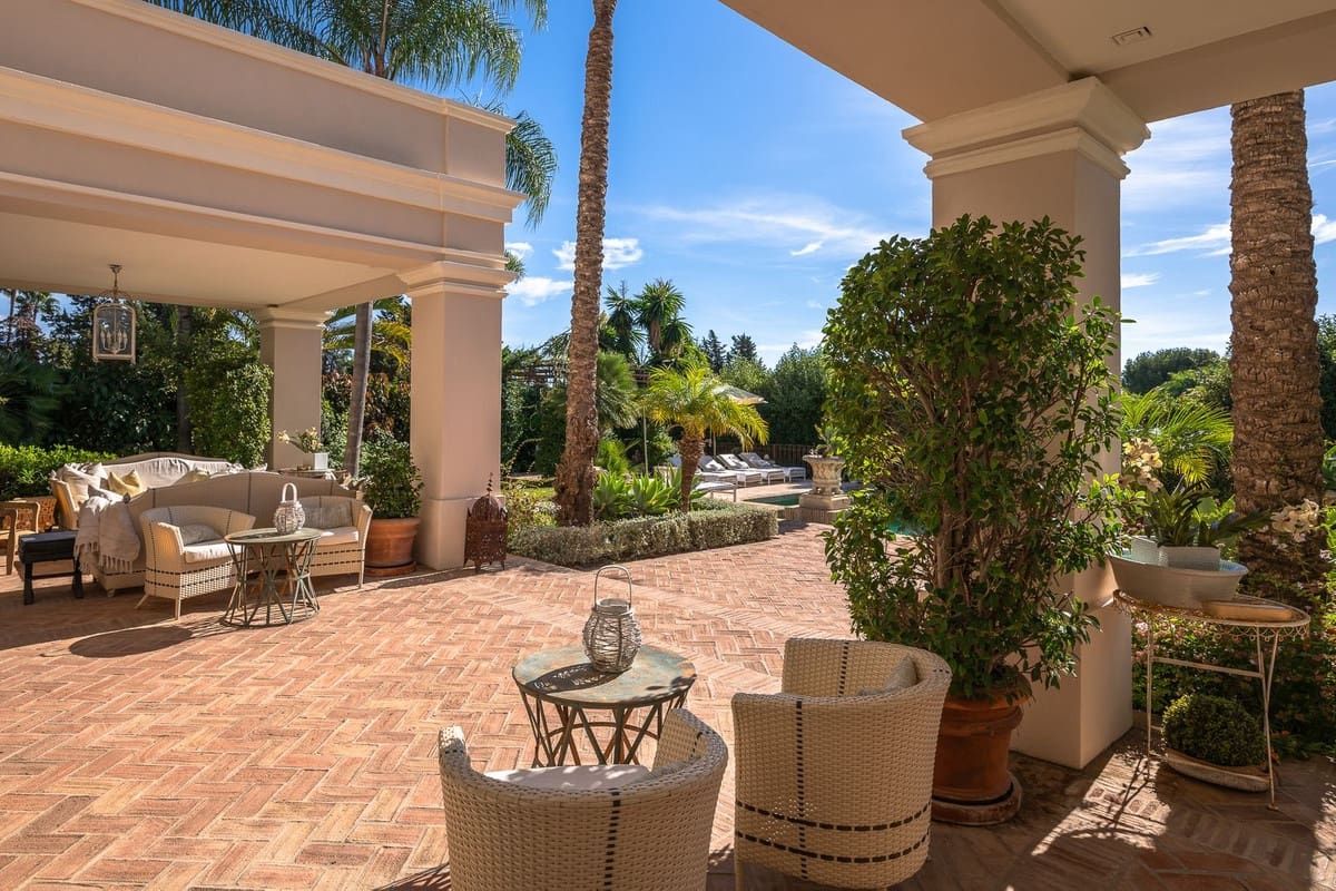8 chambre Villa/Maison à vendre à Guadalmina avec garage - 7 500 000 € (Ref: 9144524)