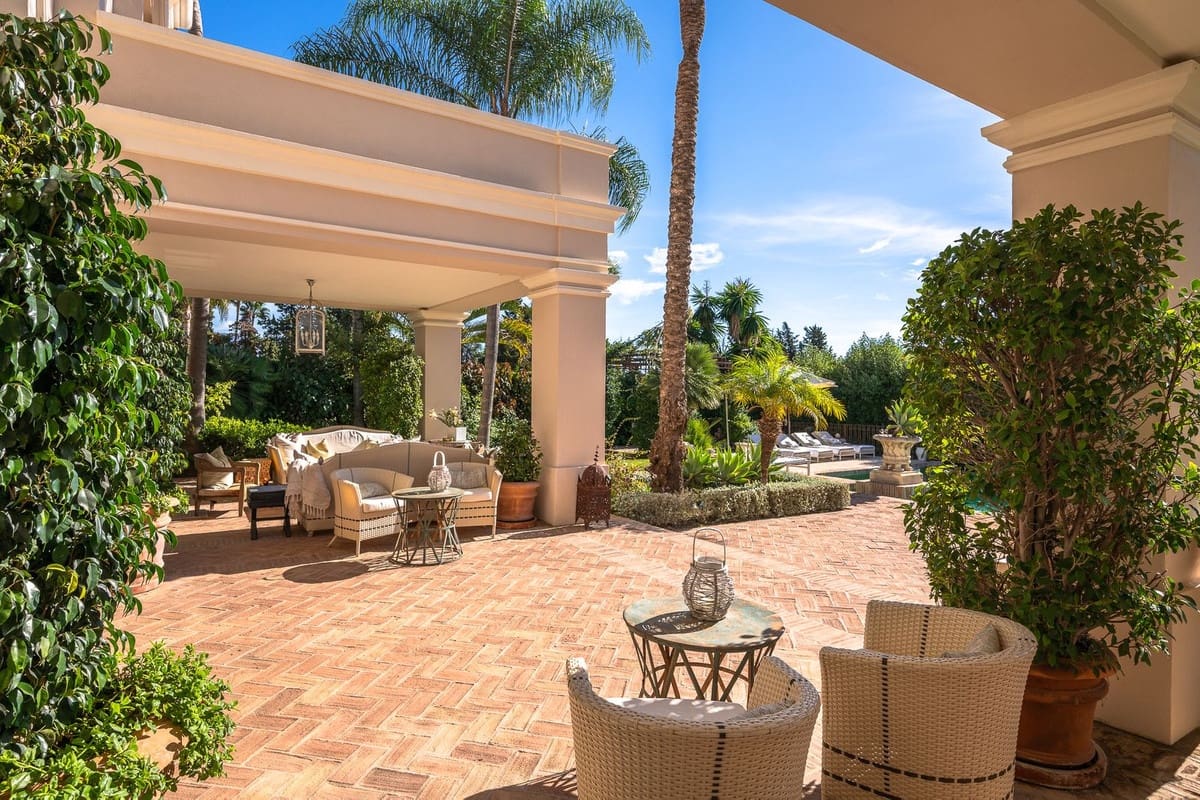 8 chambre Villa/Maison à vendre à Guadalmina avec garage - 7 500 000 € (Ref: 9144524)