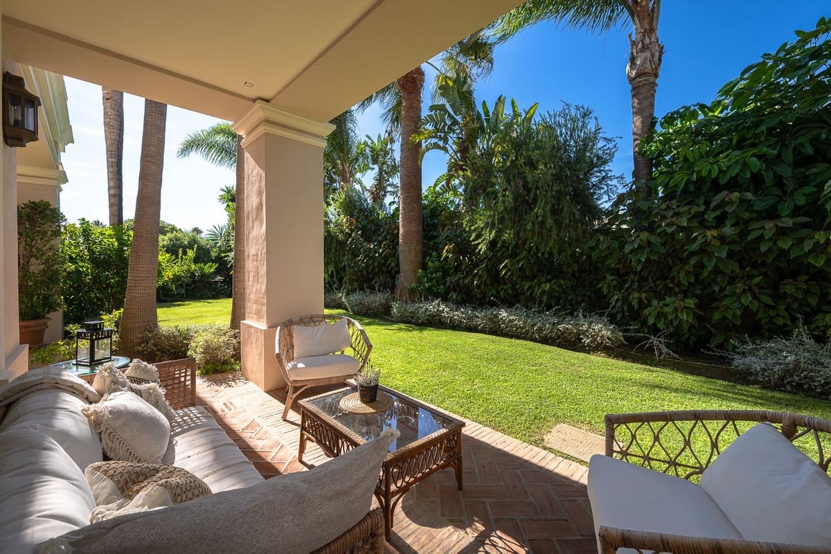 8 chambre Villa/Maison à vendre à Guadalmina avec garage - 7 500 000 € (Ref: 9144524)